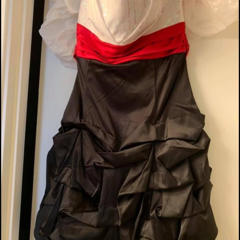 Prom Dress - Picture 2 of 2